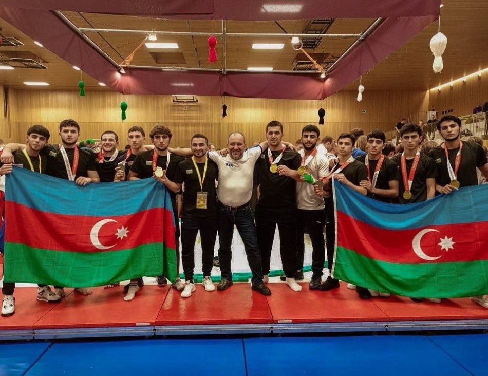 İdmançılarımız Renens şəhərində keçirilən sumo üzrə U-18  Avropa birinciliyndə!